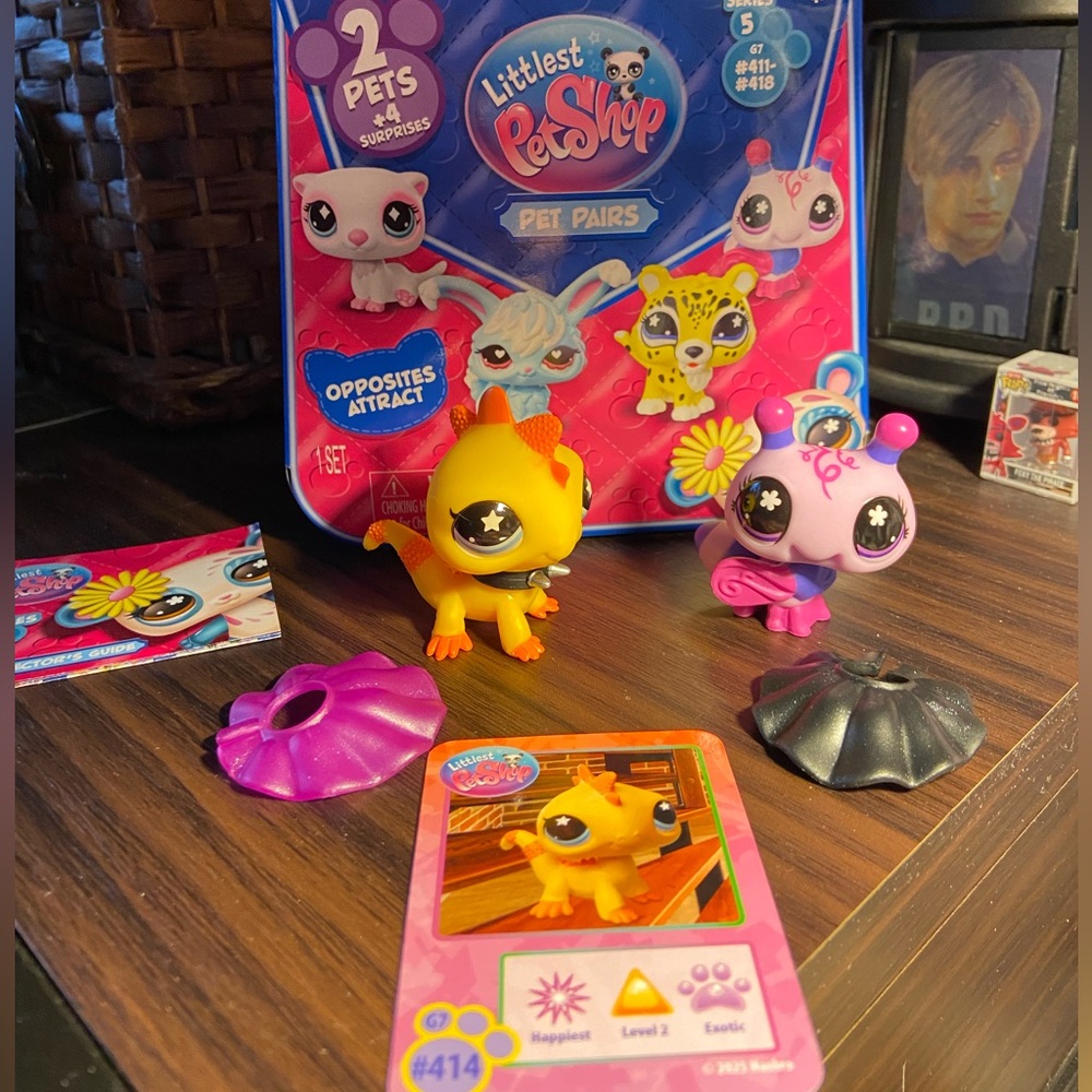Littlest Pet Shop duo💛🩷